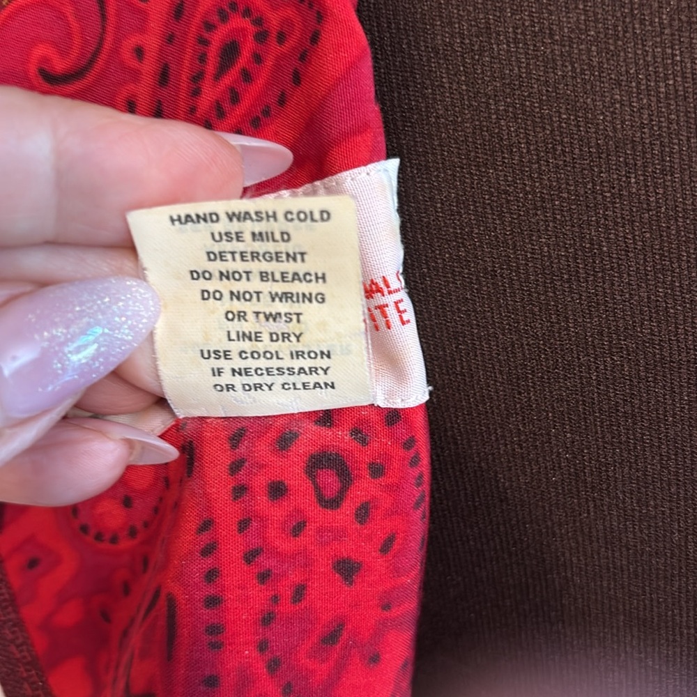 Vintage 1990’s R&K Original vibrant red and dark pink floral dress. Size 10P. - Picture 10 of 17